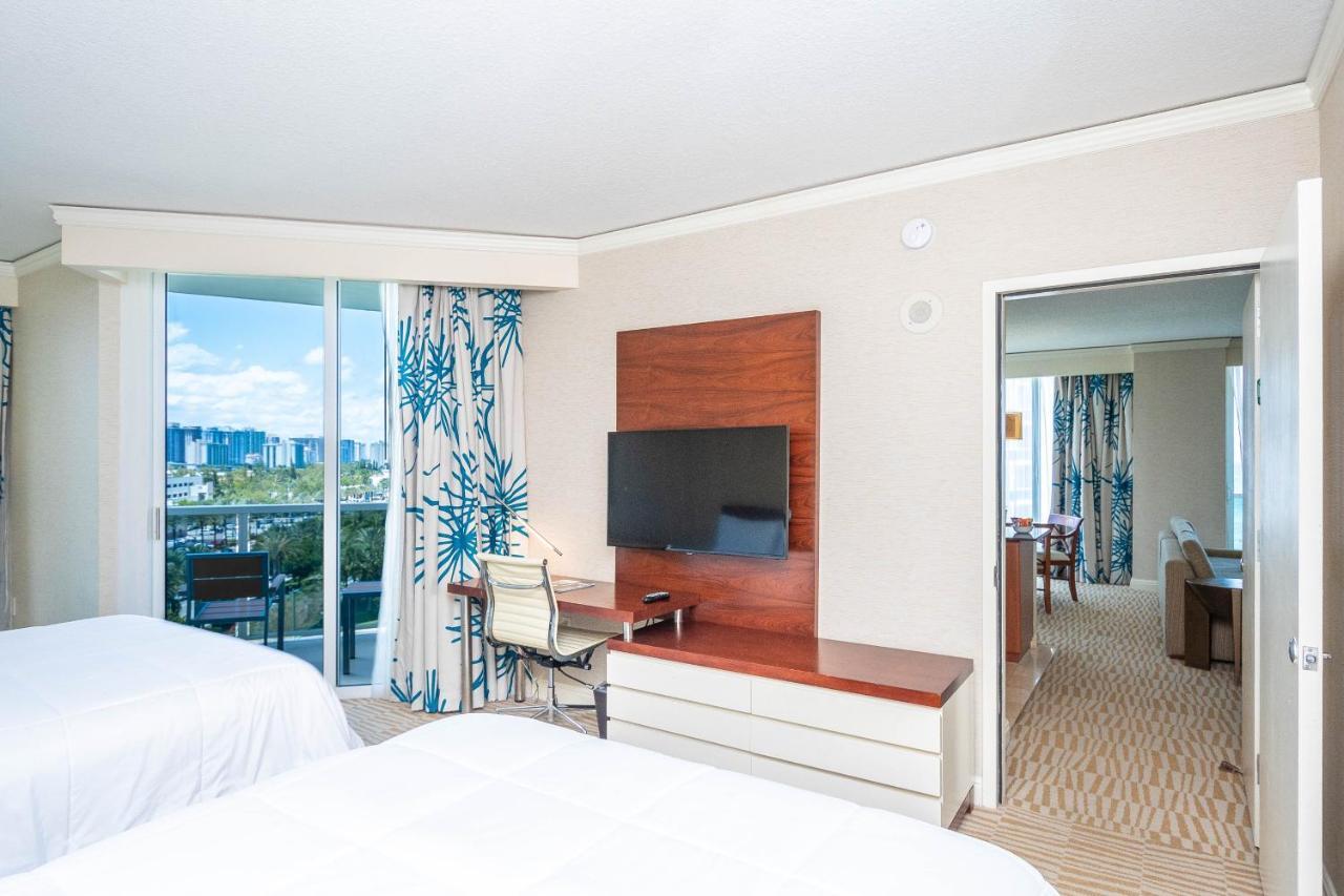 Trump Intl 2 Bedroom Apartment 1600 Sqf Ocean And Bay View Sunny Isles Beach Esterno foto