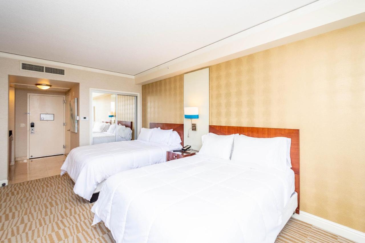 Trump Intl 2 Bedroom Apartment 1600 Sqf Ocean And Bay View Sunny Isles Beach Esterno foto